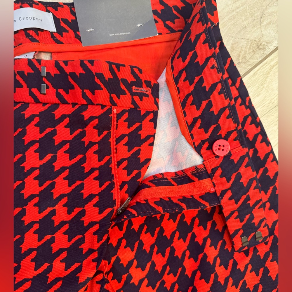 NWT! GAP Slim Cropped Houndstooth Red and Navy Pants - Picture 3 of 6